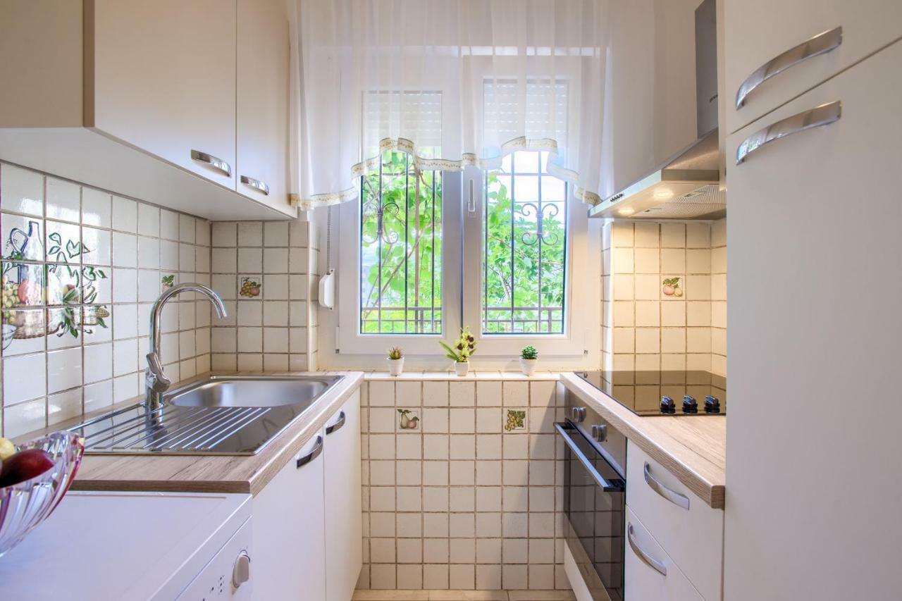 Apartman Paola Pula Extérieur photo