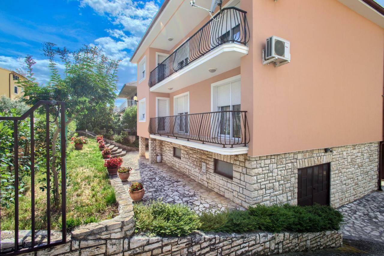 Apartman Paola Pula Extérieur photo