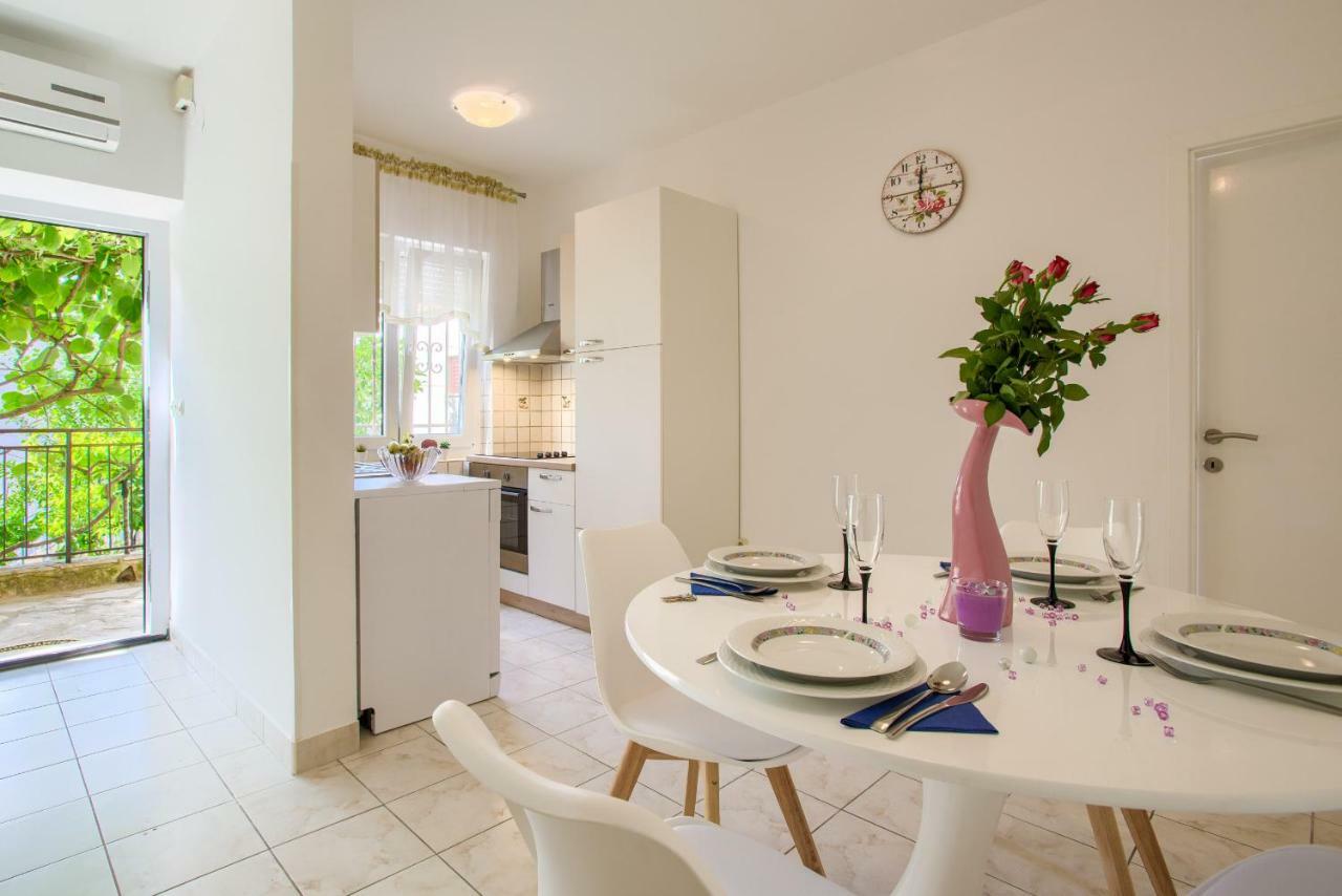 Apartman Paola Pula Extérieur photo