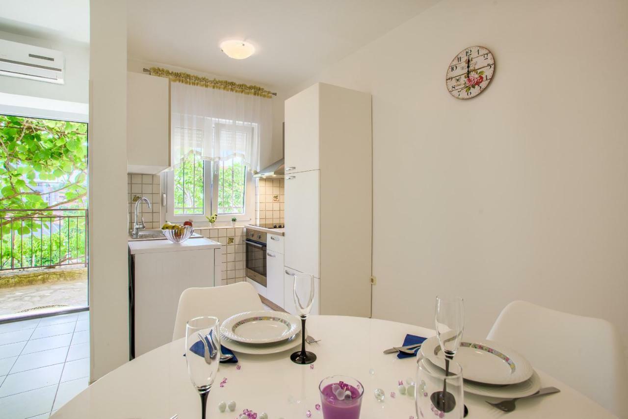 Apartman Paola Pula Extérieur photo